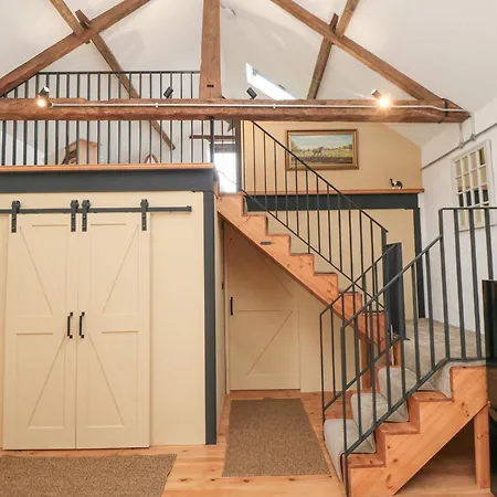 بيت للعطل The Old Workshop *